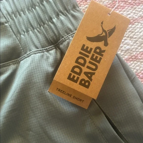 Eddie Bower treeline short, new newer worn. - Picture 3 of 6